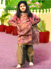 BROWN TROUSER WITH PINK FLOWERS SHIRT