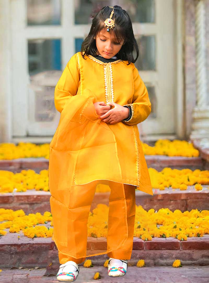 YELLOW TROUSER SHIRT DUPATTA WITH LACE